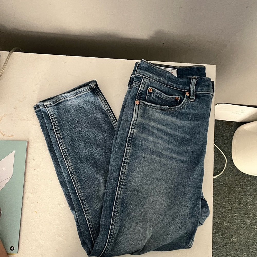 Vintage slim high rise jeans. 28p